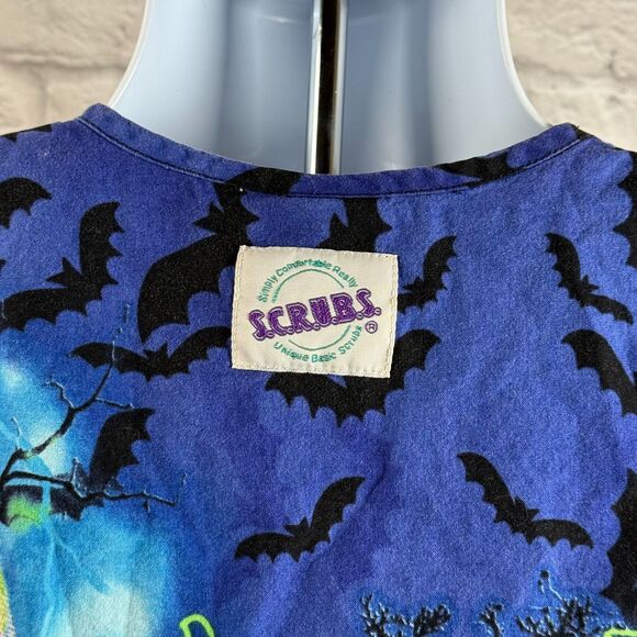 Scrubs Halloween Haunted Mansion Small Jack-O-Lanterns Bats Smart Scrubs House - Picture 4 of 5